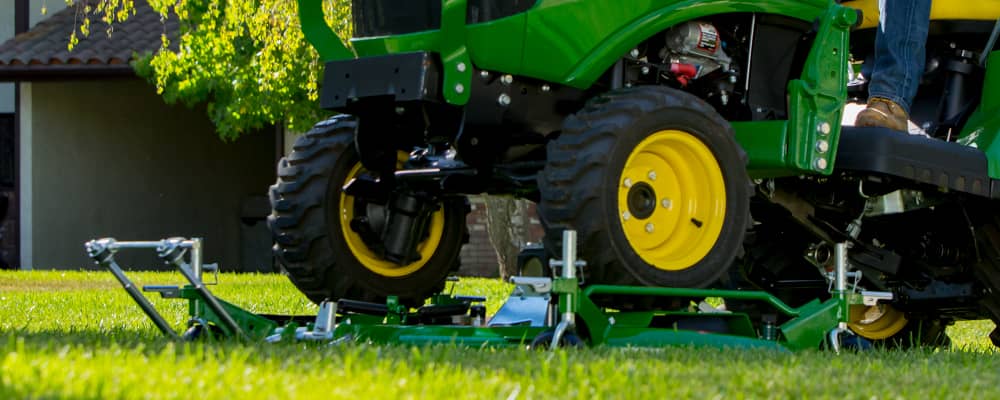 AutoConnect-Drive-Over-Mower-Deck