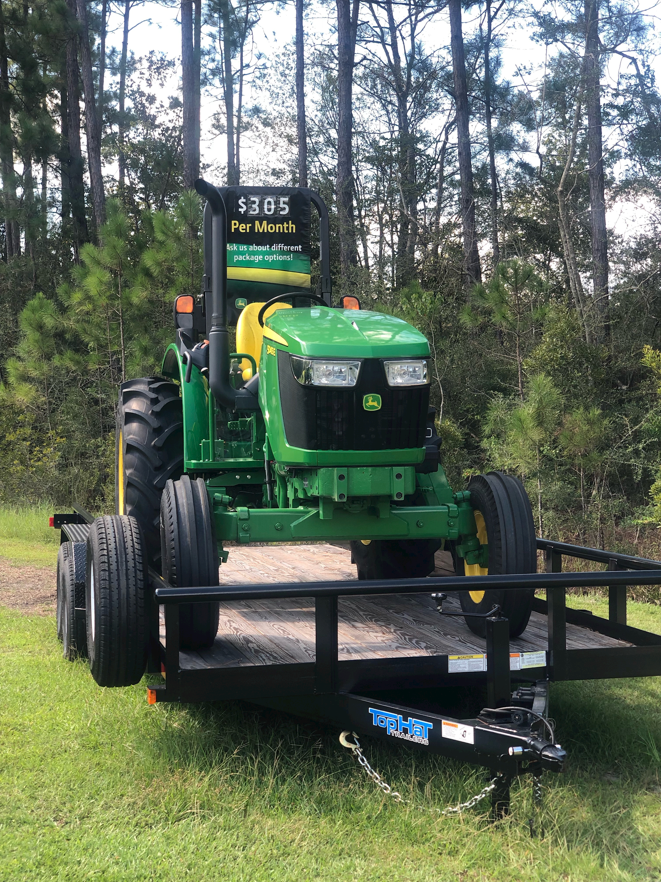 5045e_john_deere_tractor